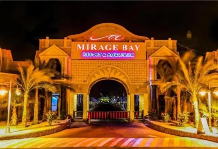 Lily Land Mirage Bay & Aqua Park Apartment