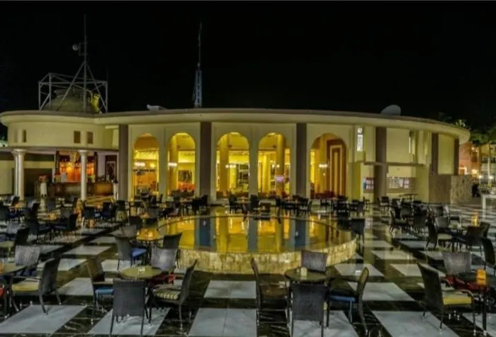 Lily Land Mirage Bay & Aqua Park *